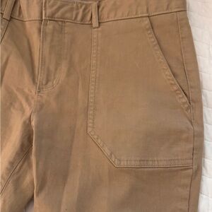 Banana Republic Sloan fit cargo pants, size 4, EUC